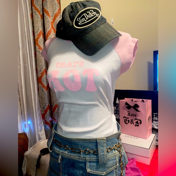 Juicy Couture Handbags - ICONIC Y2K VINTAGE “THAT’S HOT” PARIS HILTON QUOTE BABY T M/L